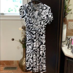Enfocus black and white summer dress